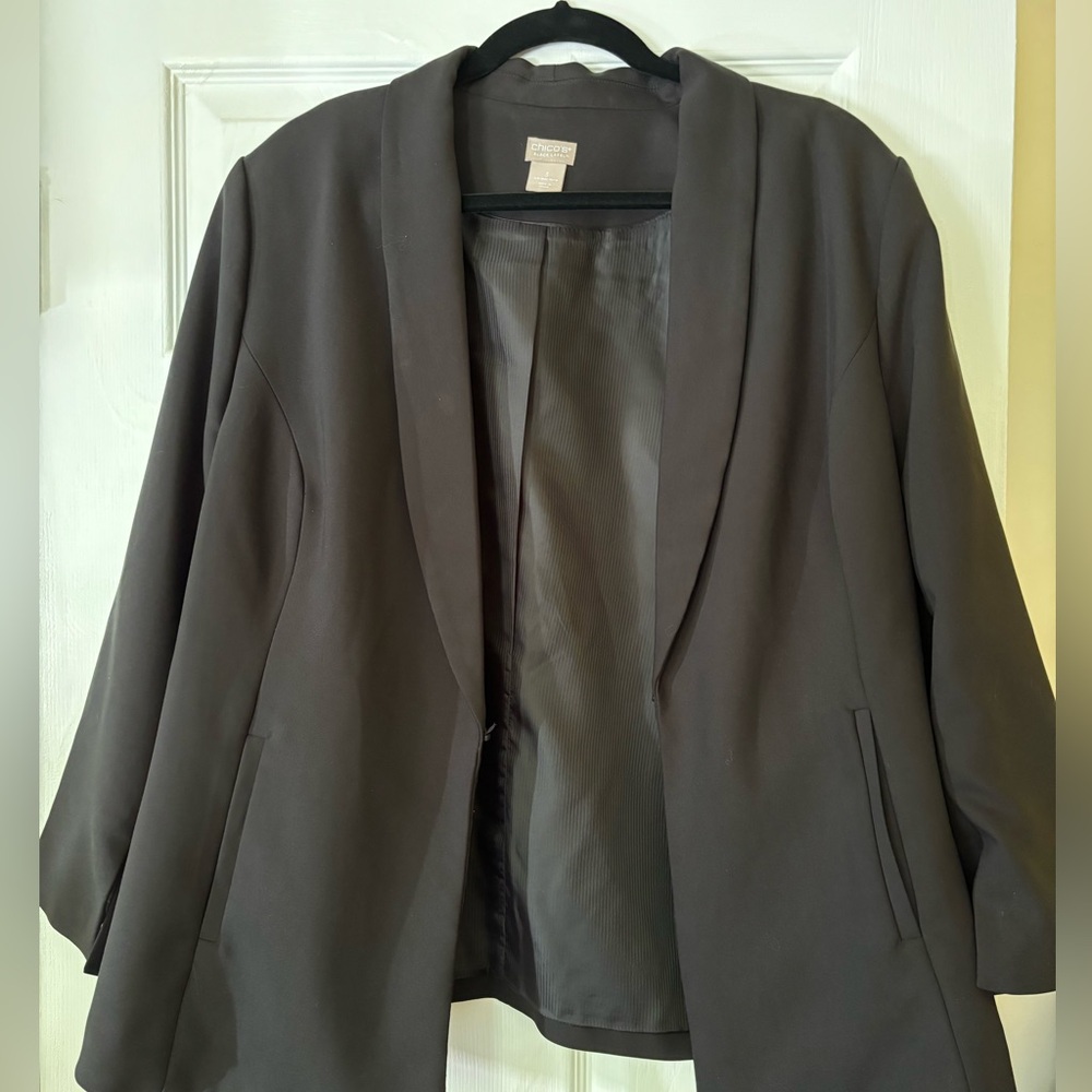 Chicos black label blazer size 16/18